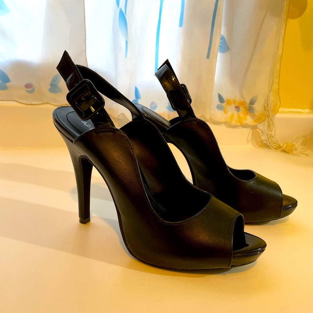 APT9 Black Sling-back Pumps *like new*
